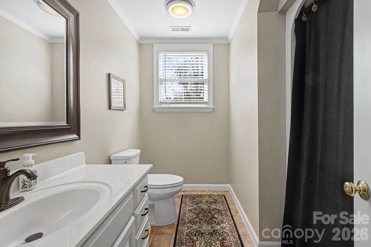 25 Blenheim Court NE, Concord, NC 28025