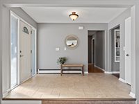 8210 Ridgewood Road, Rock Island, IL 61201