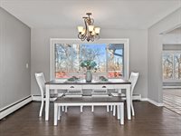 8210 Ridgewood Road, Rock Island, IL 61201