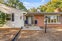 8210 Ridgewood Road, Rock Island, IL 61201