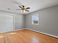 8210 Ridgewood Road, Rock Island, IL 61201