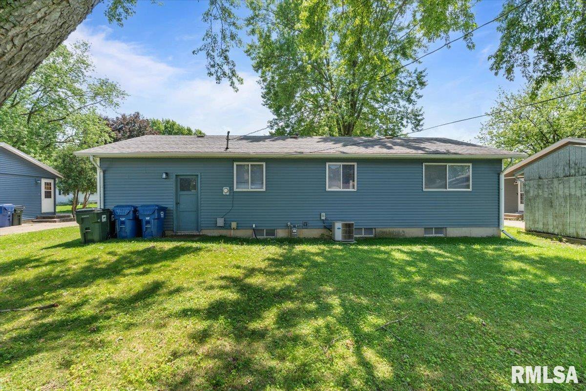 3518 West Garfield Street, Davenport, IA 52804