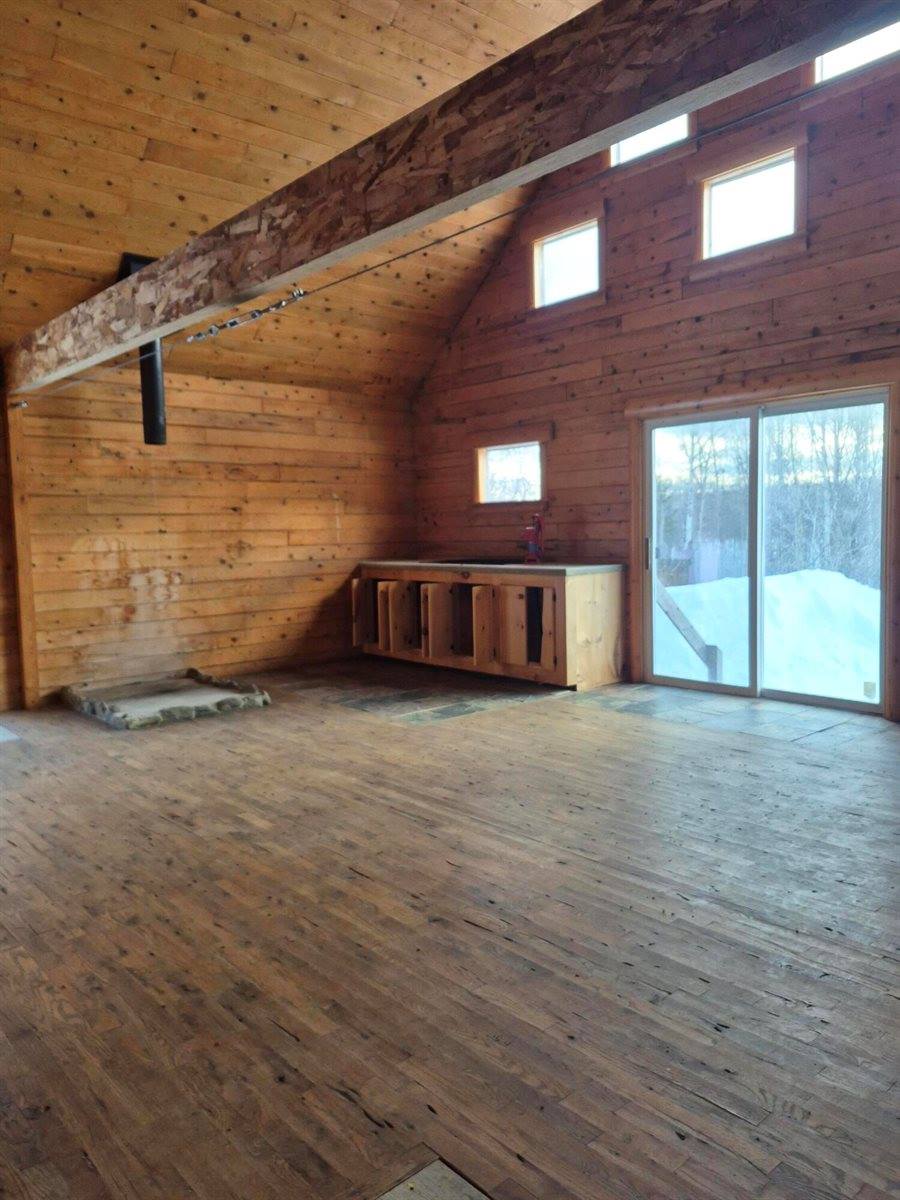 2048 County Road, New Limerick, ME 04761