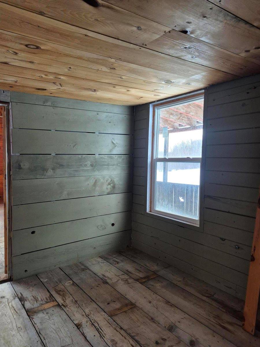 2048 County Road, New Limerick, ME 04761