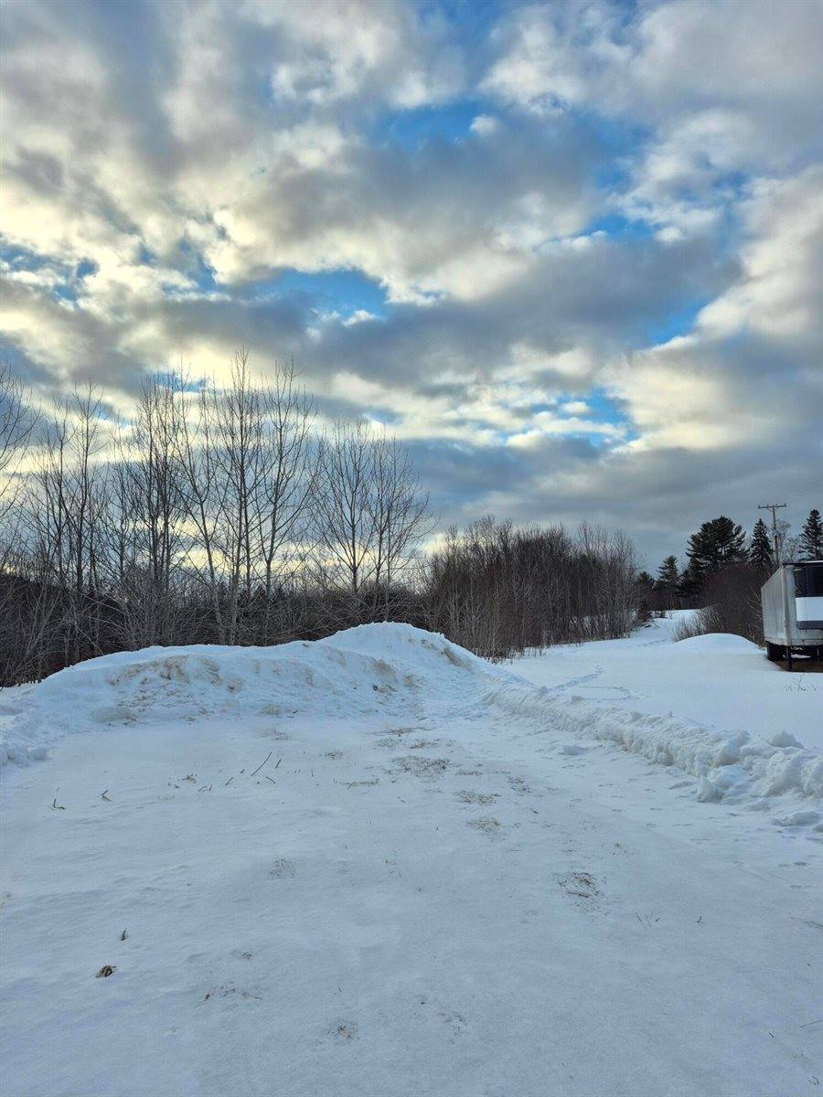 2048 County Road, New Limerick, ME 04761