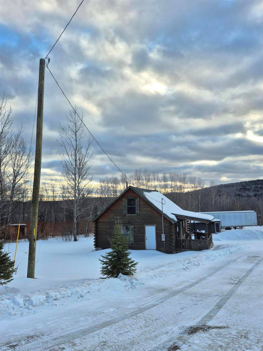 2048 County Road, New Limerick, ME 04761