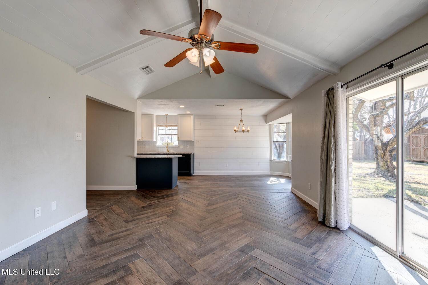 5401 Culeoka Drive, Ocean Springs, MS 39564