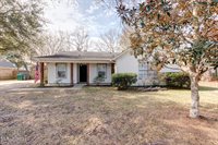 5401 Culeoka Drive, Ocean Springs, MS 39564