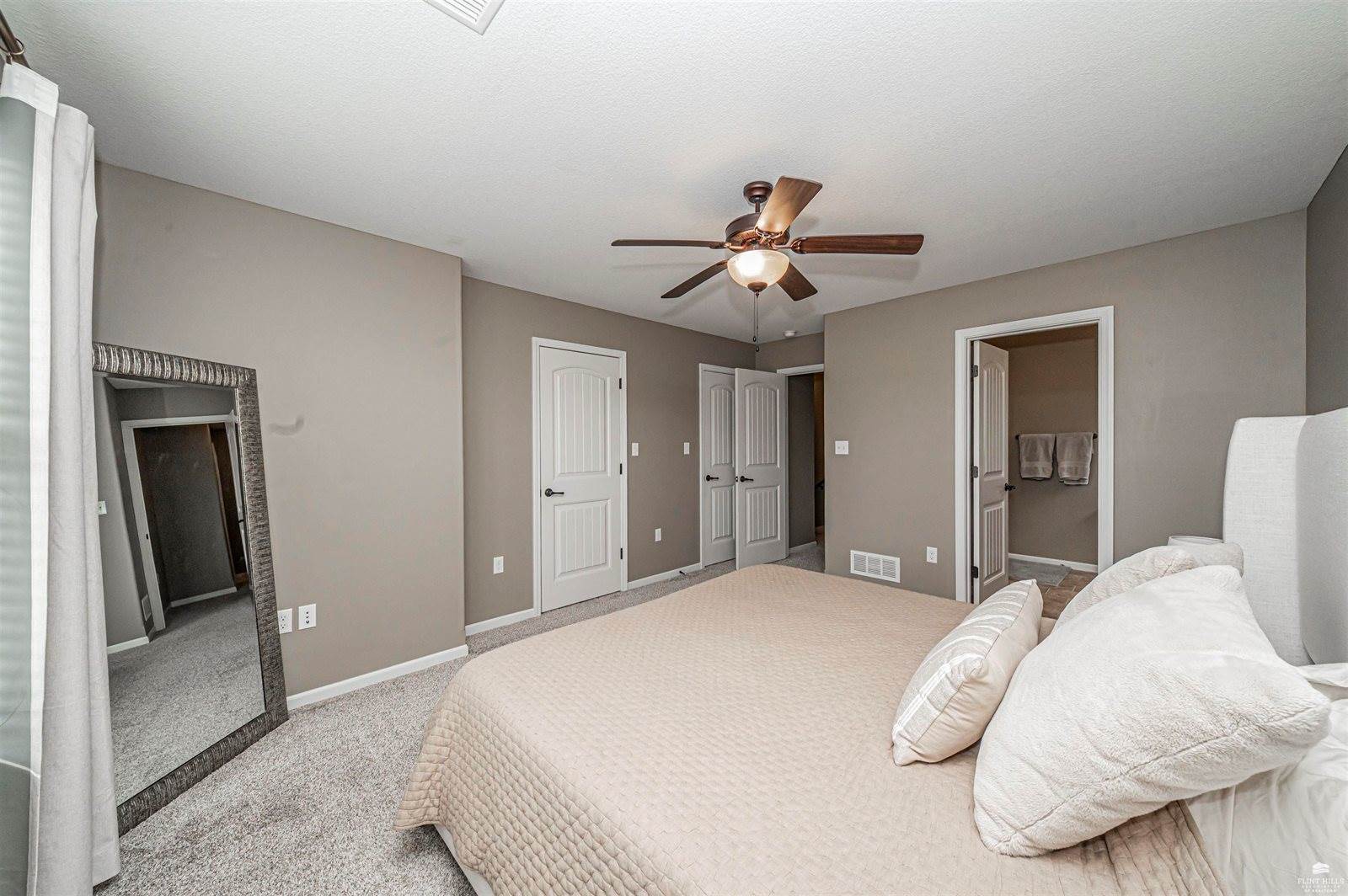 809 14th Street, Wamego, KS 66547