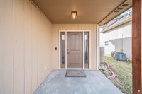 809 14th Street, Wamego, KS 66547