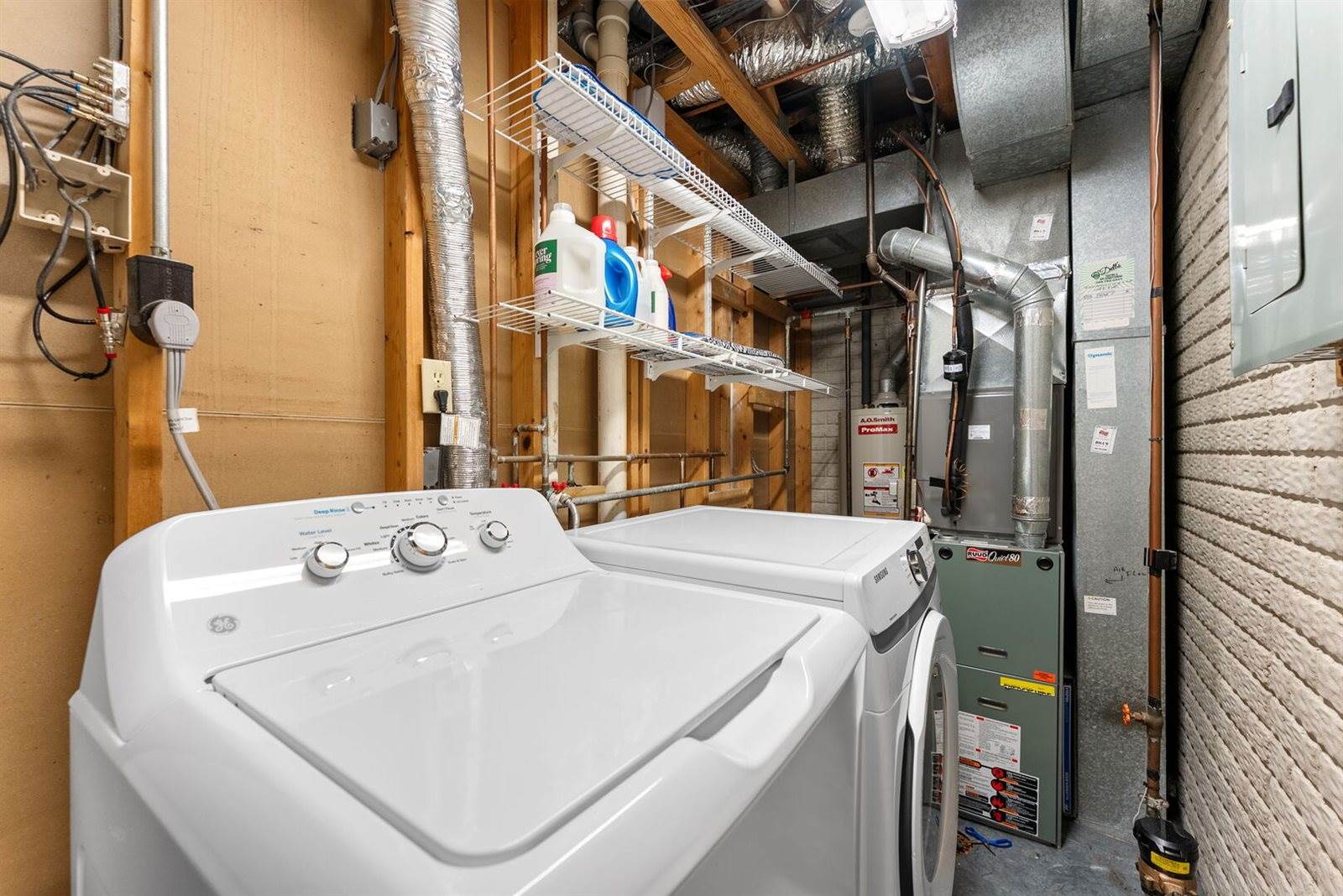 2809 12th Avenue, Rock Island, IL 61201