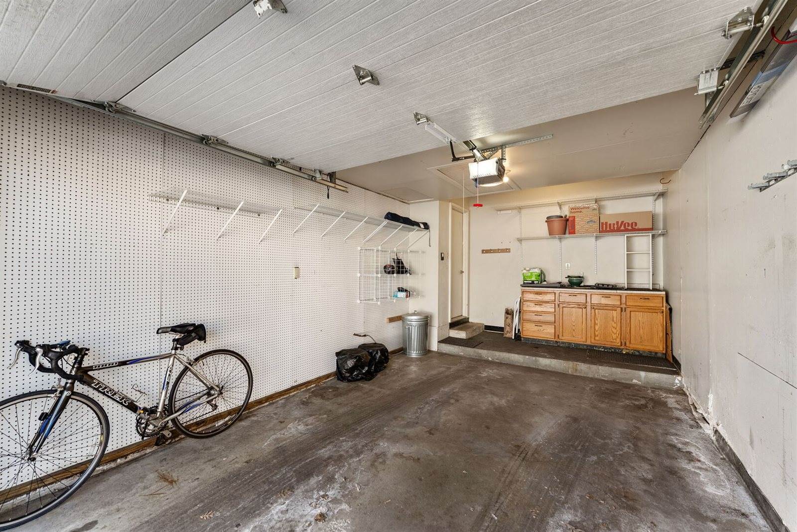 2809 12th Avenue, Rock Island, IL 61201