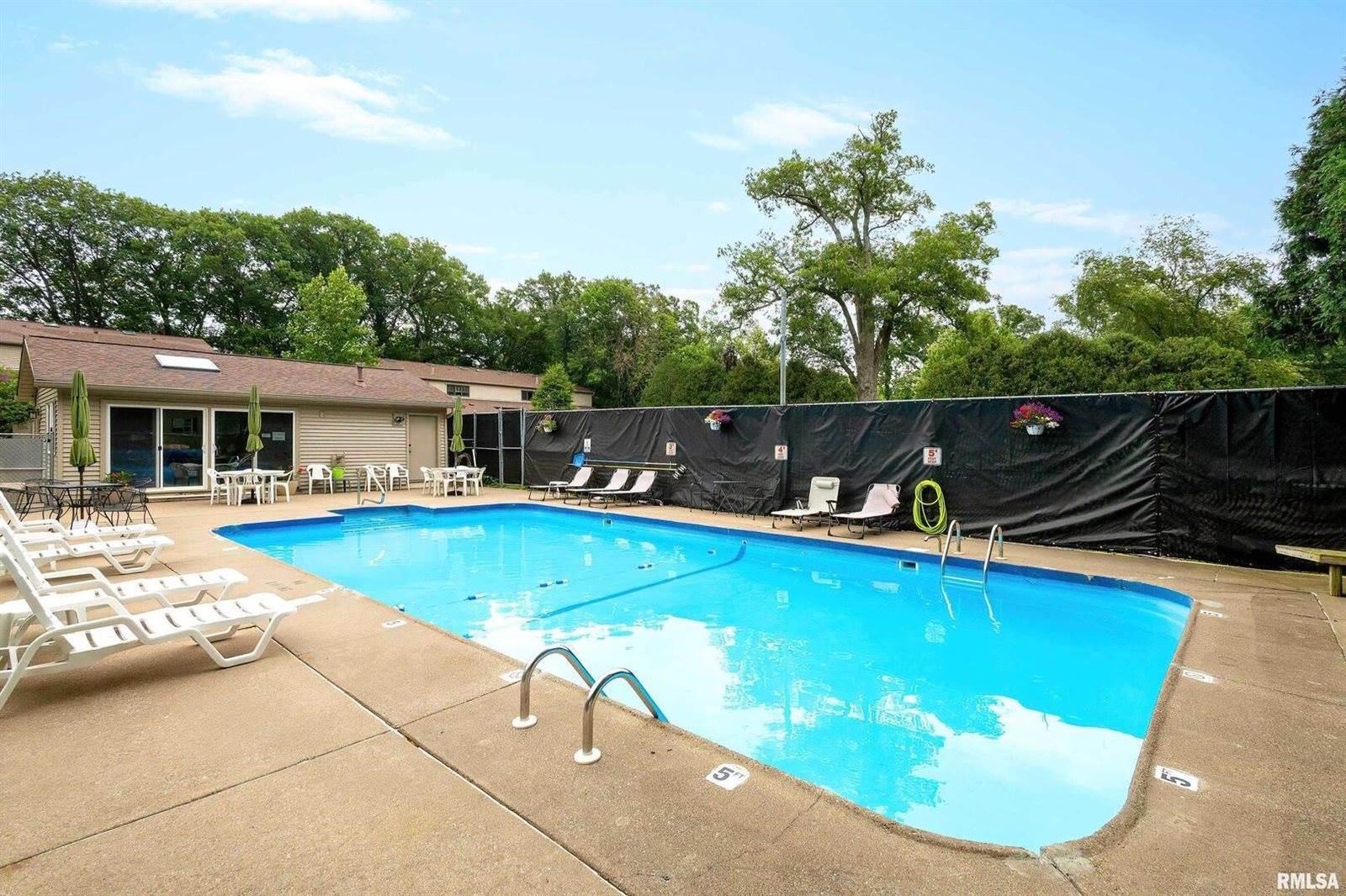 2809 12th Avenue, Rock Island, IL 61201