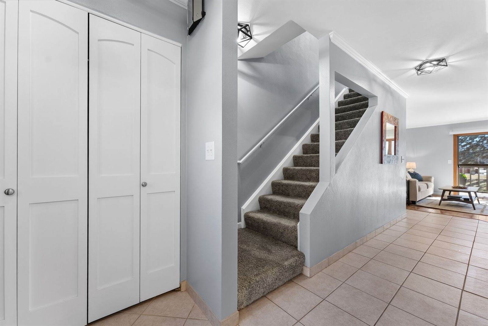 2809 12th Avenue, Rock Island, IL 61201