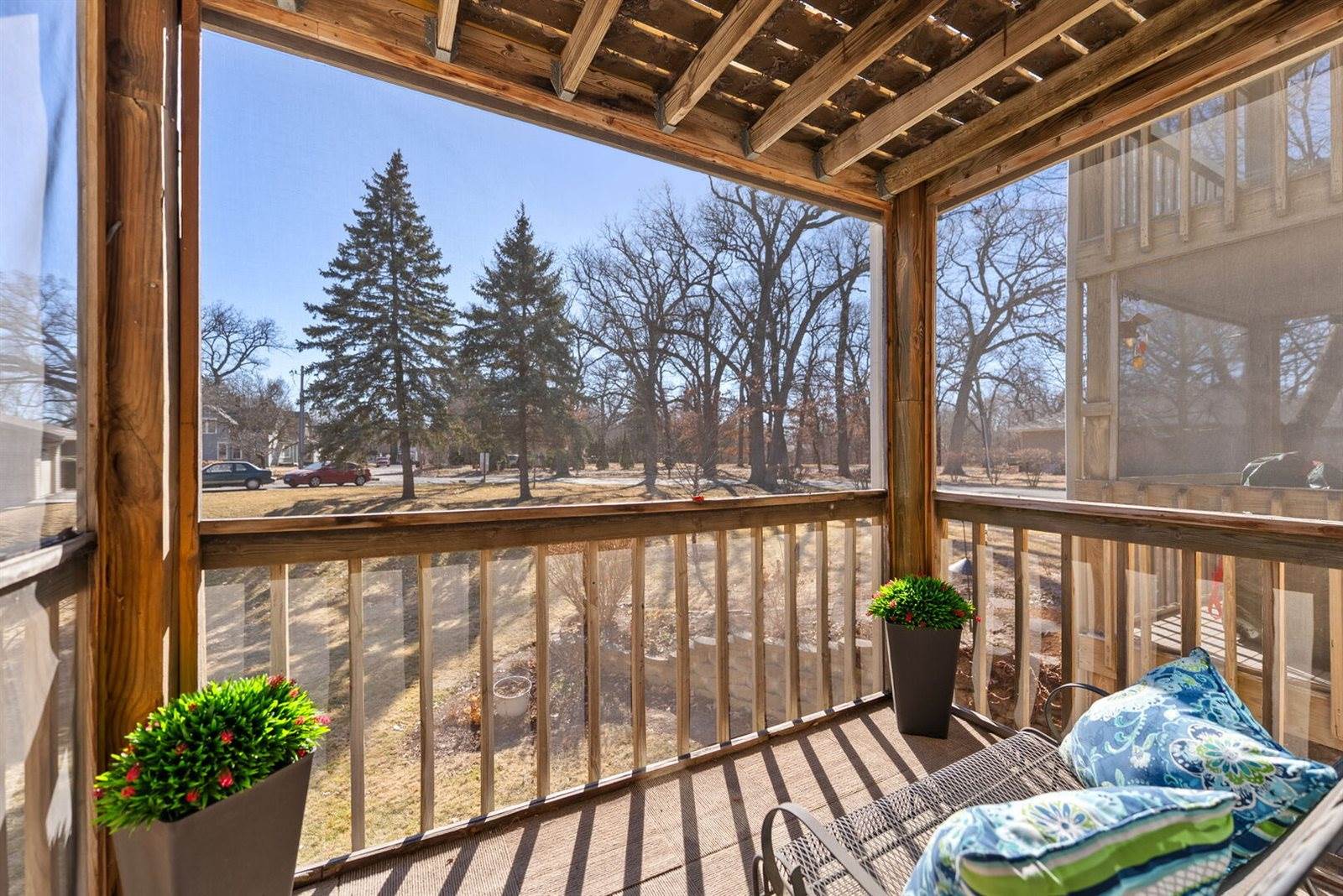 2809 12th Avenue, Rock Island, IL 61201