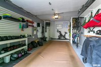 2809 12th Avenue, Rock Island, IL 61201