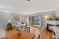 2809 12th Avenue, Rock Island, IL 61201