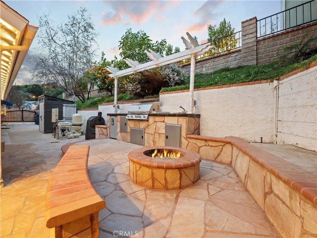 28331 Royal Road, Castaic, CA 91384
