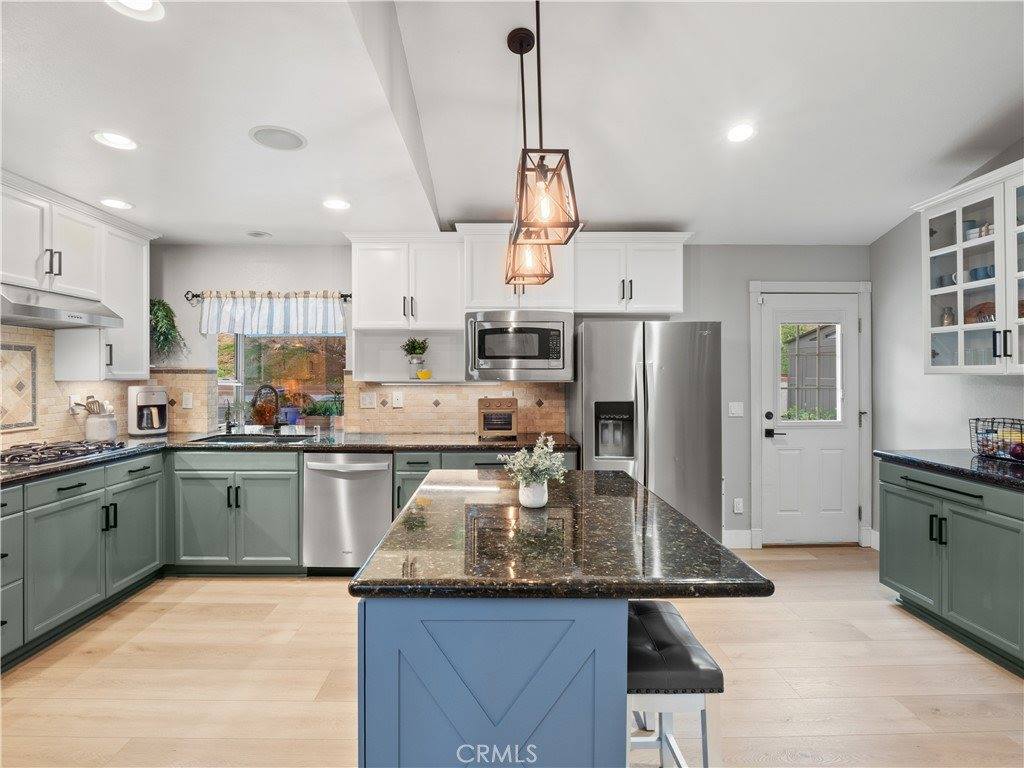 28331 Royal Road, Castaic, CA 91384