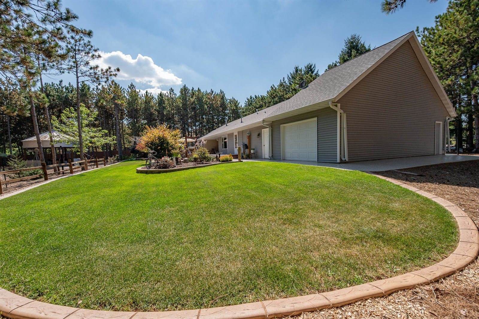 7344 Zawalick Lane, Sobieski, WI 54171