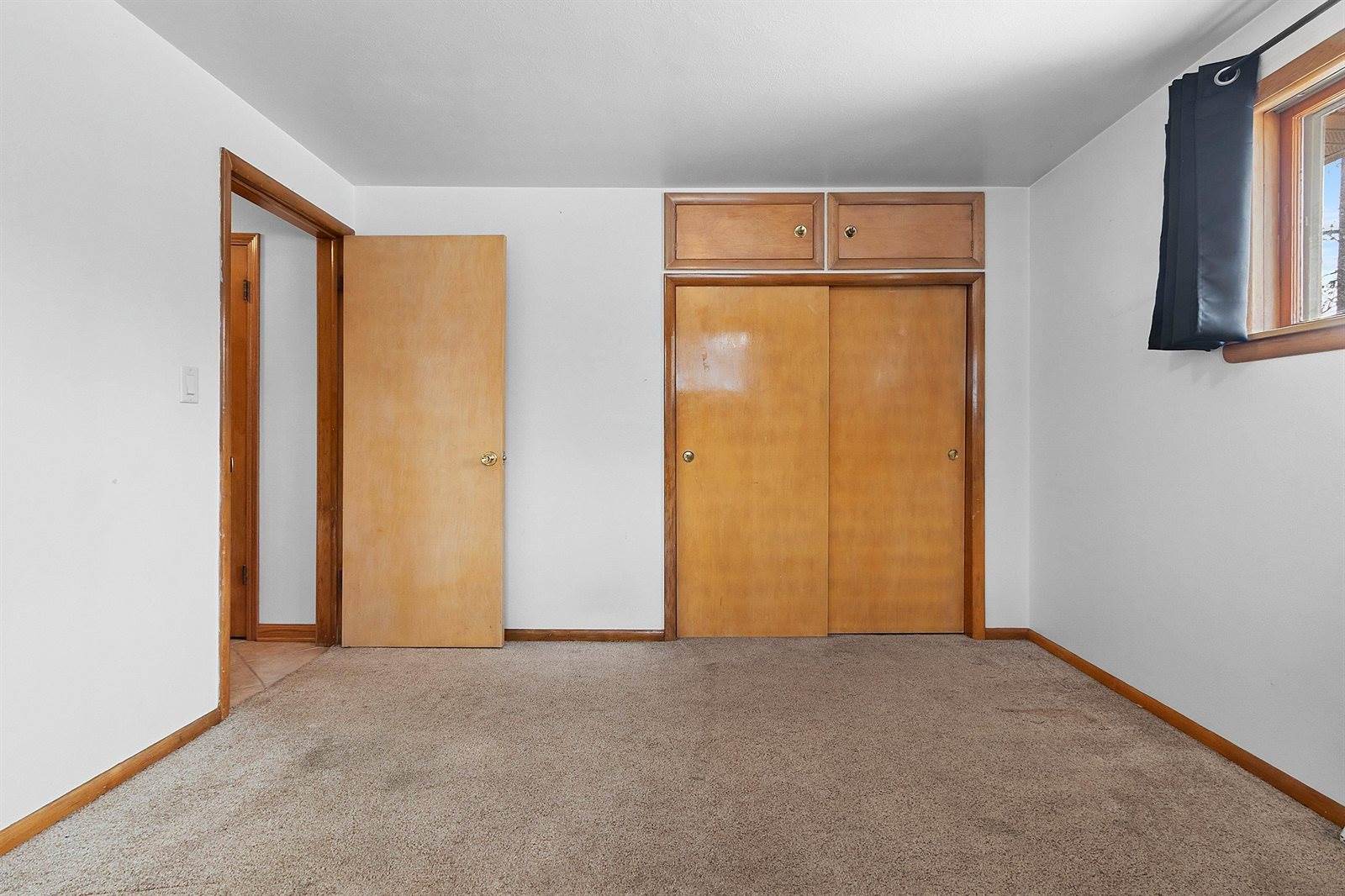 3137 Parkdale Drive, Marinette, WI 54143