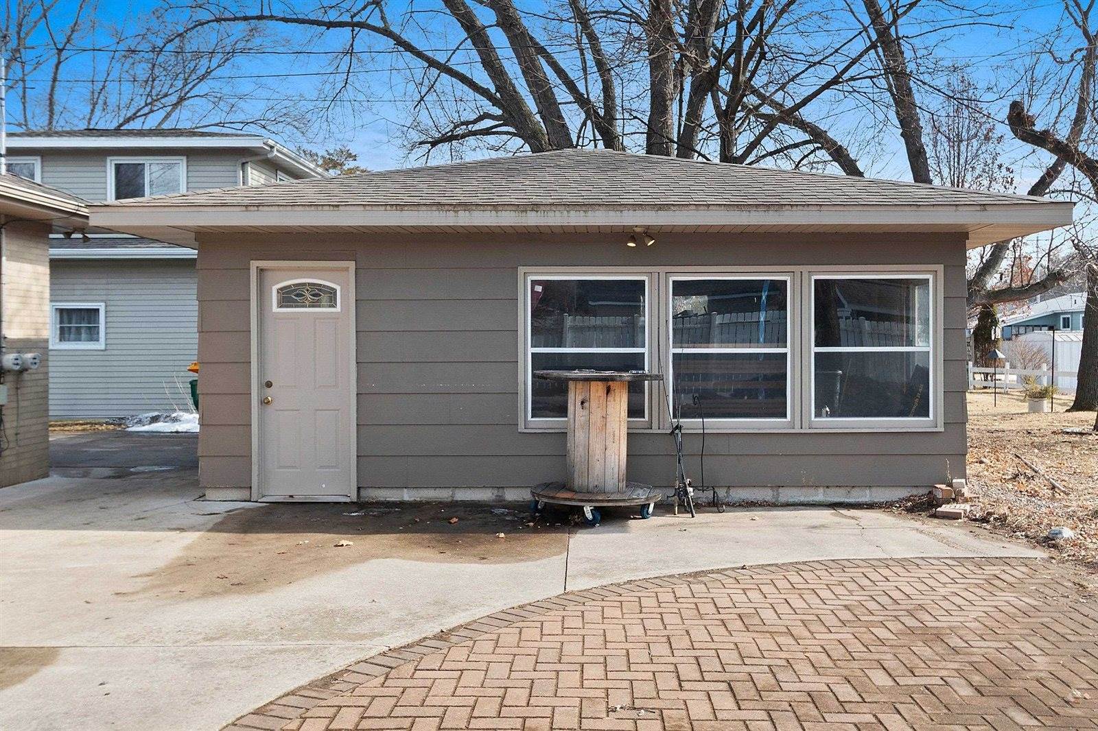 3137 Parkdale Drive, Marinette, WI 54143