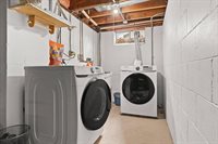 3137 Parkdale Drive, Marinette, WI 54143