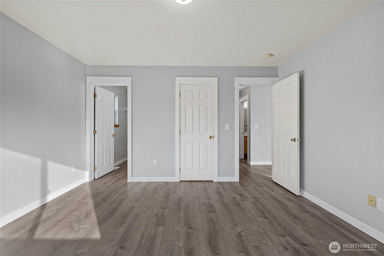 827 John Liner Road, Sedro Woolley, WA 98284