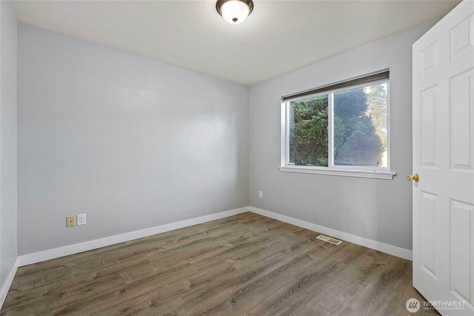 827 John Liner Road, Sedro Woolley, WA 98284