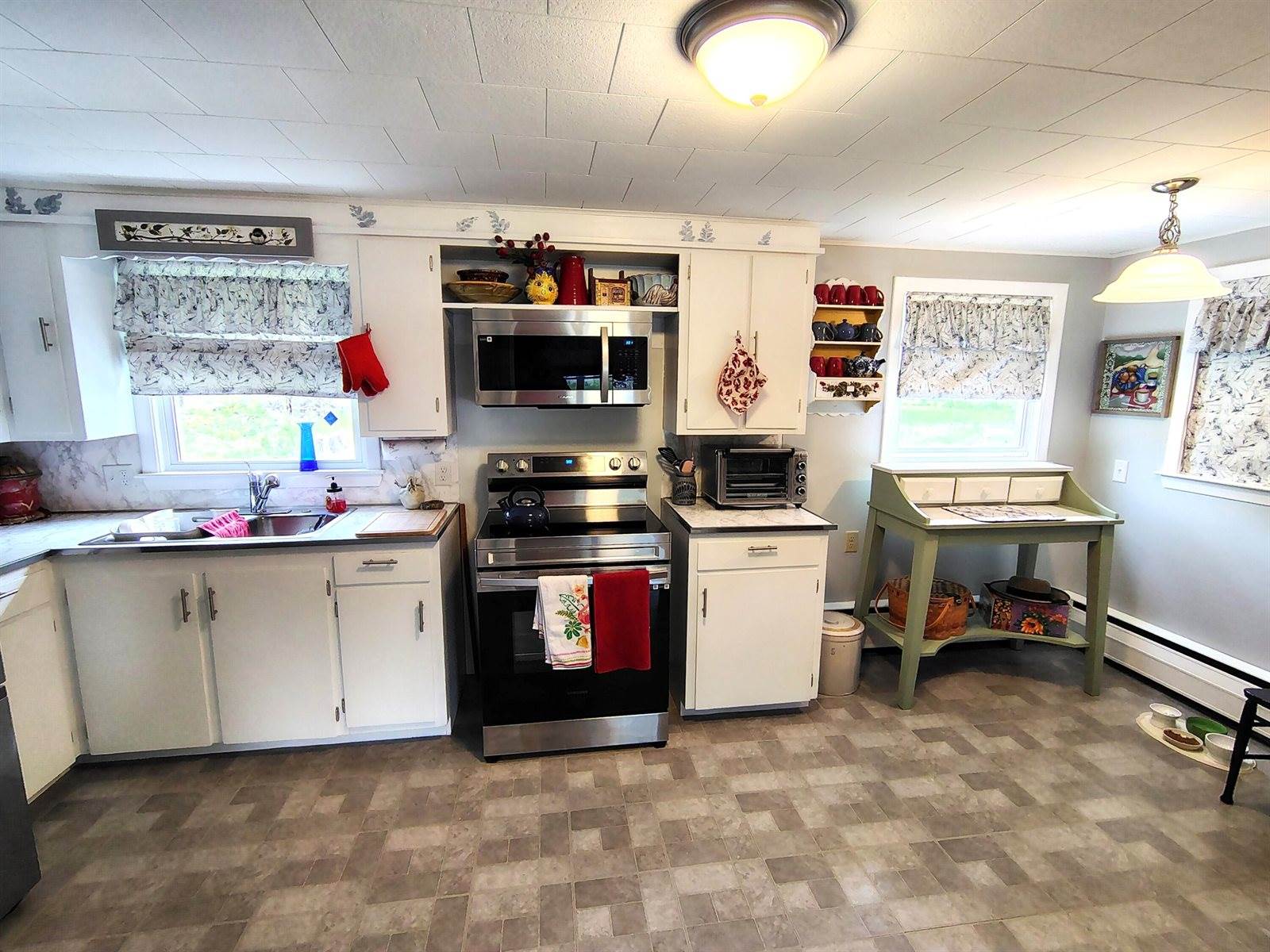 90 Whig Street, Winterport, ME 04496