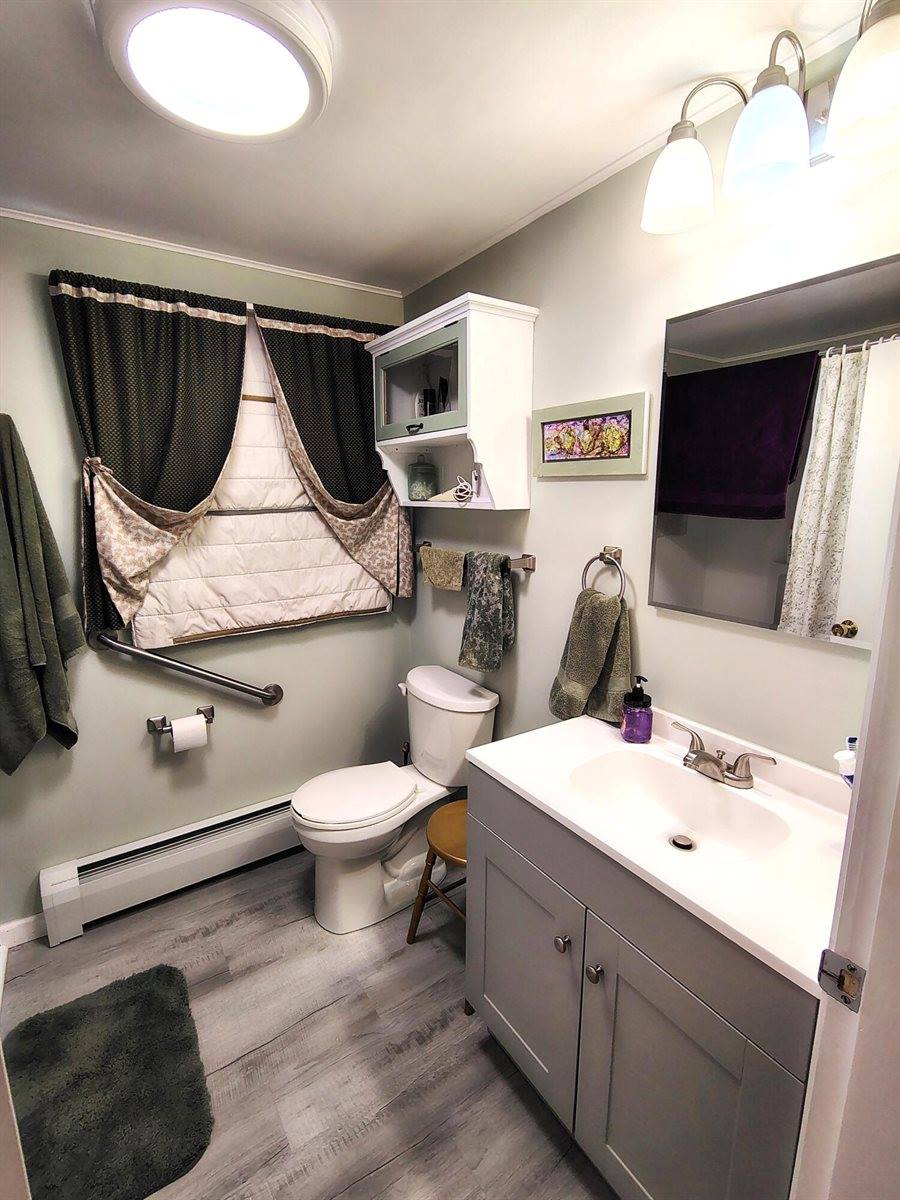 90 Whig Street, Winterport, ME 04496