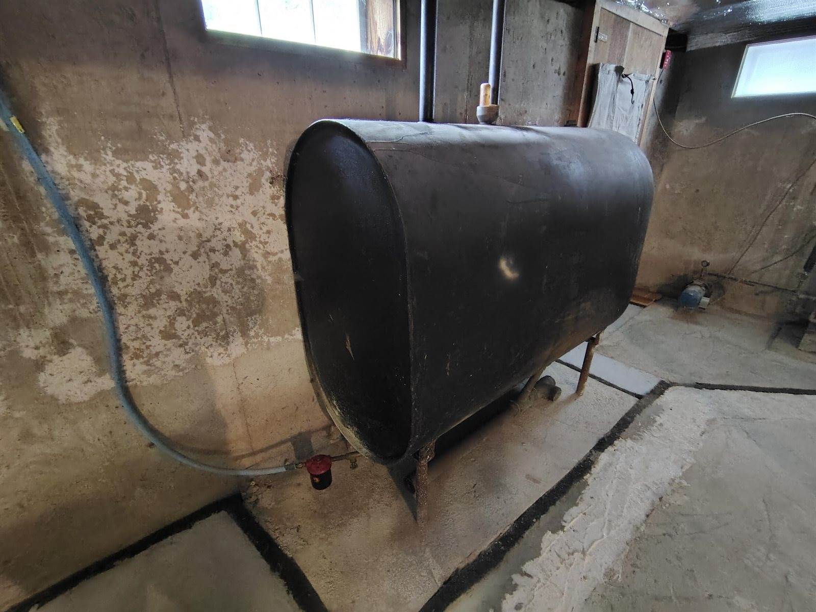 90 Whig Street, Winterport, ME 04496