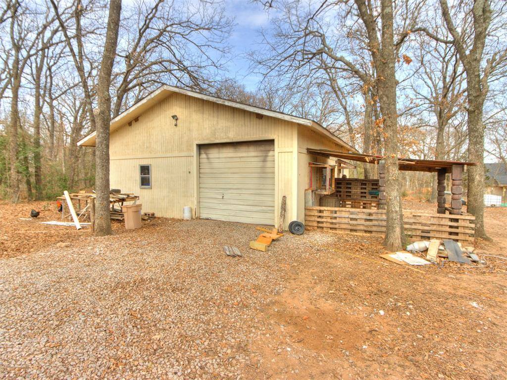 37876 Maudie Lane, Tecumseh, OK 74873