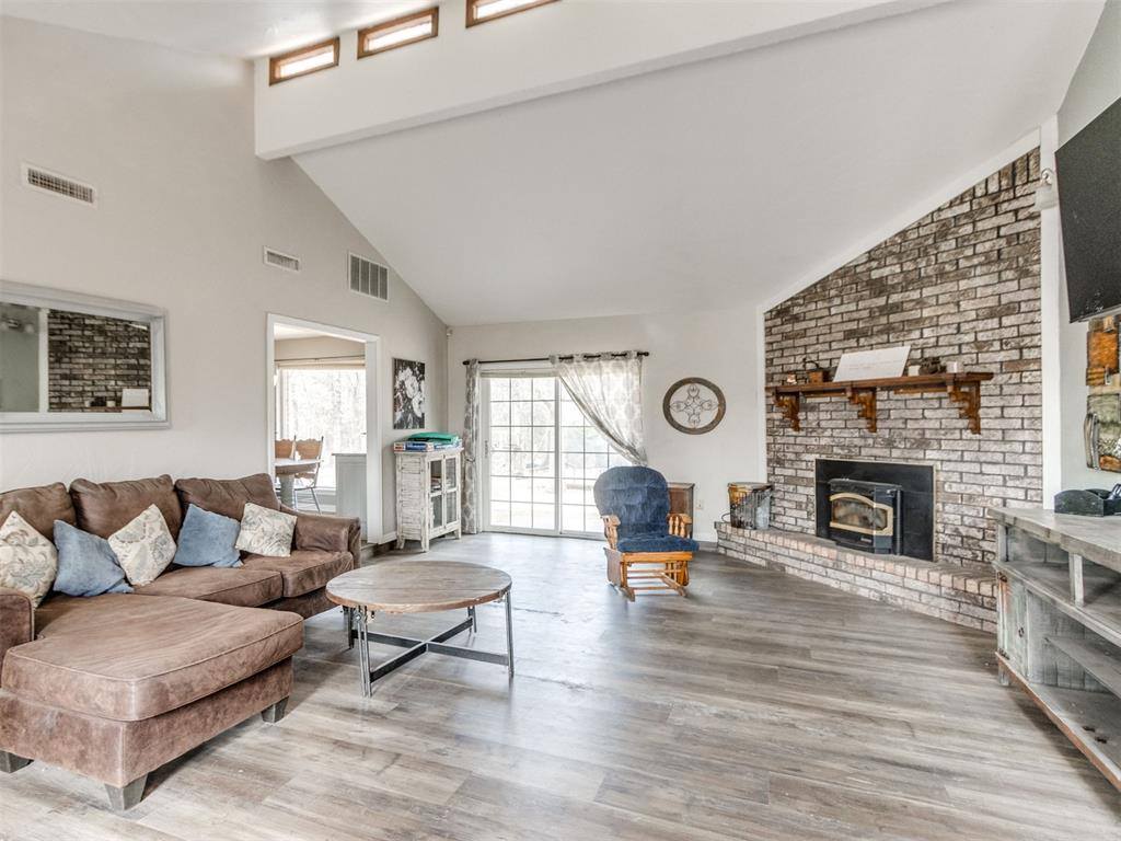 37876 Maudie Lane, Tecumseh, OK 74873