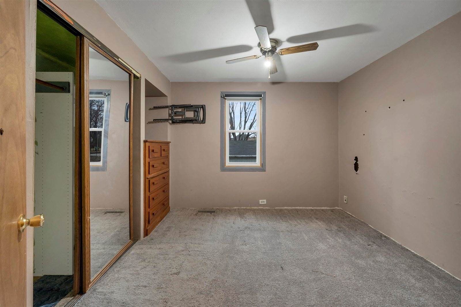 4907 Ball Park Road, Little Suamico, WI 54141