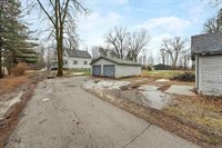 4907 Ball Park Road, Little Suamico, WI 54141