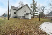4907 Ball Park Road, Little Suamico, WI 54141