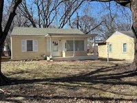 2639 SE Virginia AVE, Topeka, KS 66605