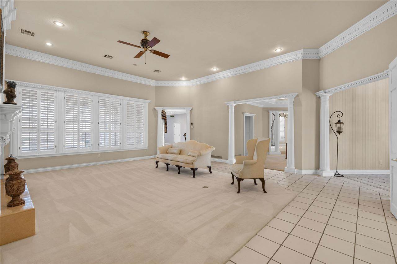 2601 NW Lake Ridge, Lawton, OK 73501