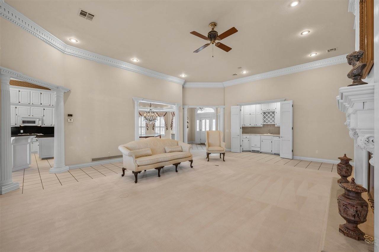 2601 NW Lake Ridge, Lawton, OK 73501