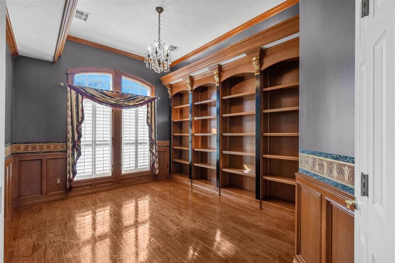 2601 NW Lake Ridge, Lawton, OK 73501