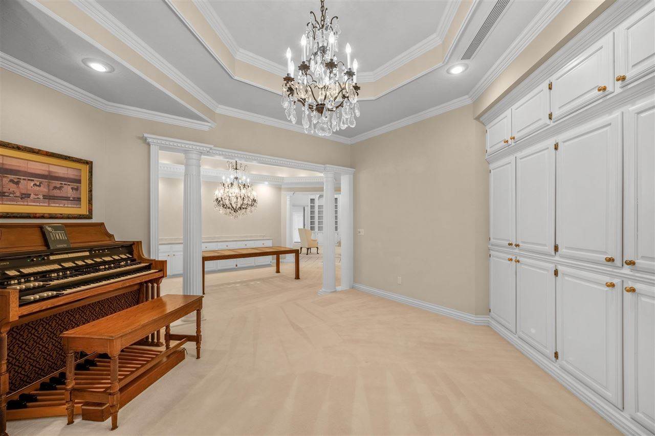 2601 NW Lake Ridge, Lawton, OK 73501