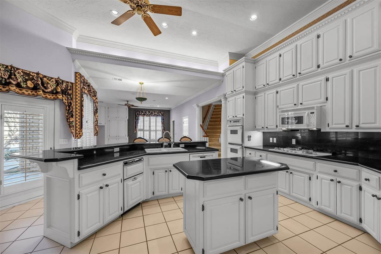 2601 NW Lake Ridge, Lawton, OK 73501