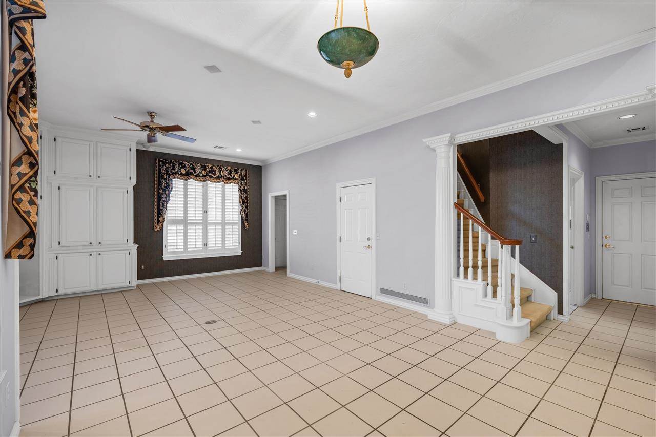 2601 NW Lake Ridge, Lawton, OK 73501