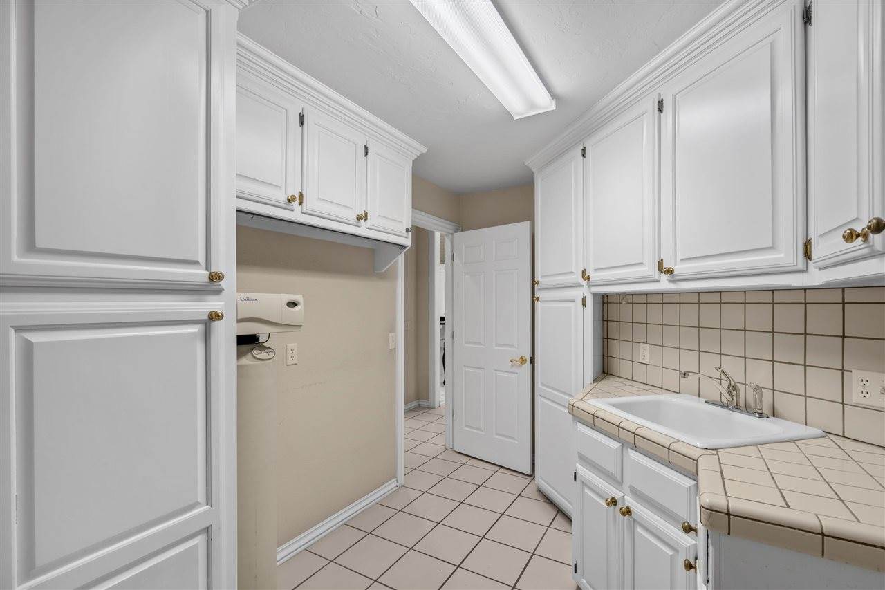 2601 NW Lake Ridge, Lawton, OK 73501