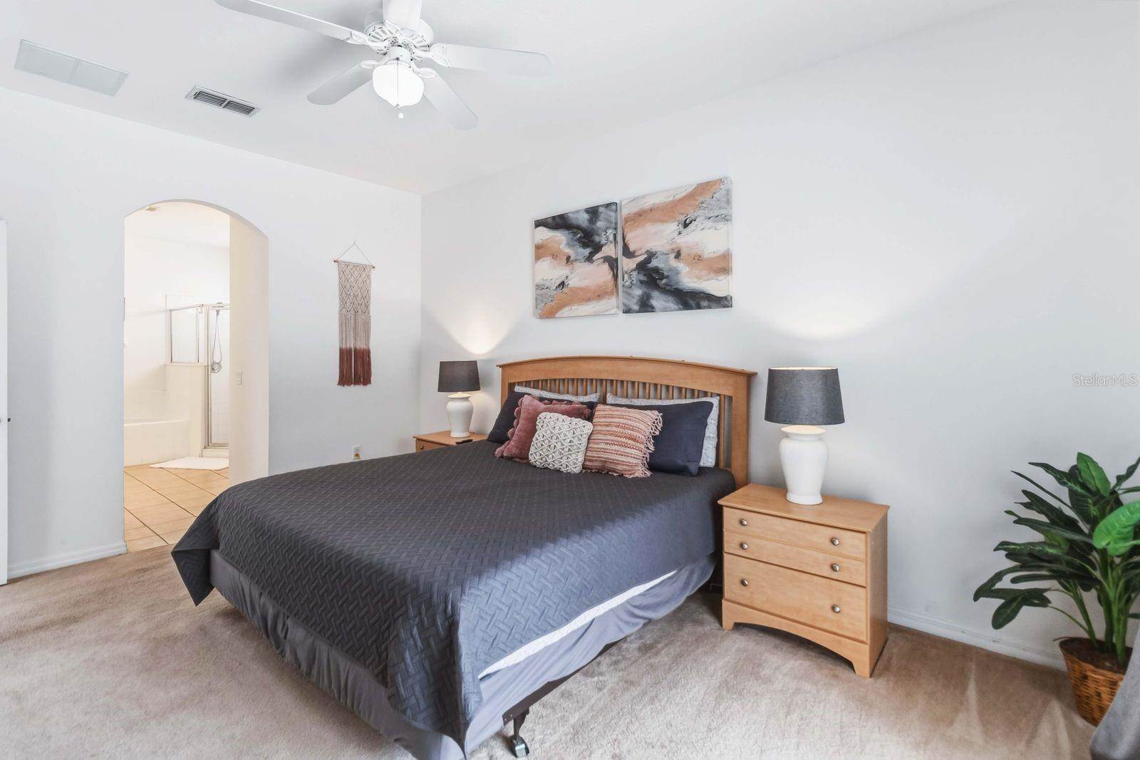 4678 Cumbrian Lakes Drive, Kissimmee, FL 34746