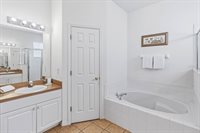 4678 Cumbrian Lakes Drive, Kissimmee, FL 34746