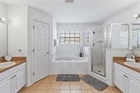 4678 Cumbrian Lakes Drive, Kissimmee, FL 34746