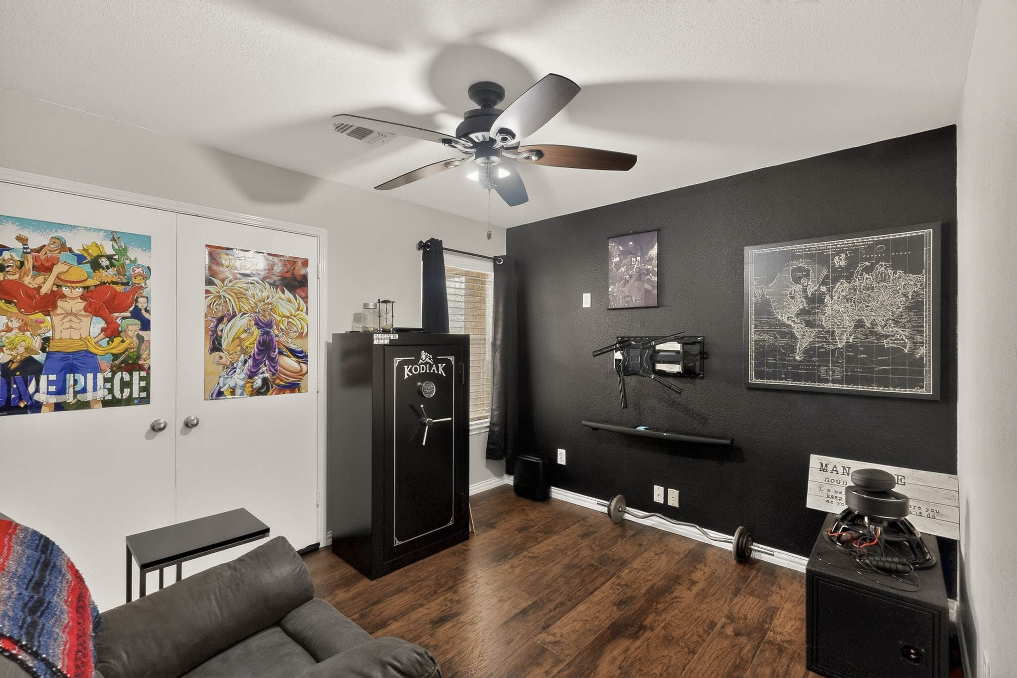 1220, Crowley, TX 76036