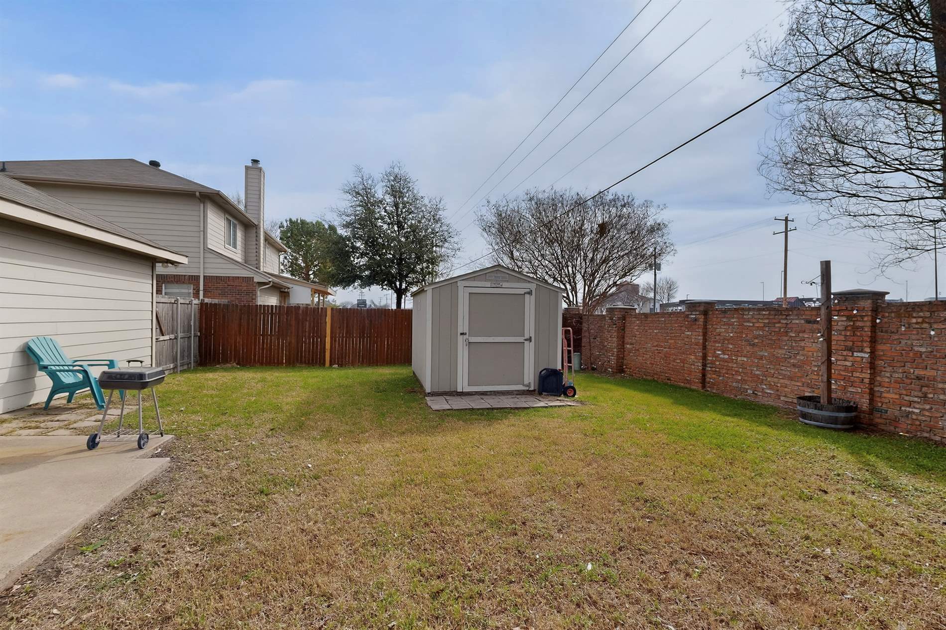 1220, Crowley, TX 76036